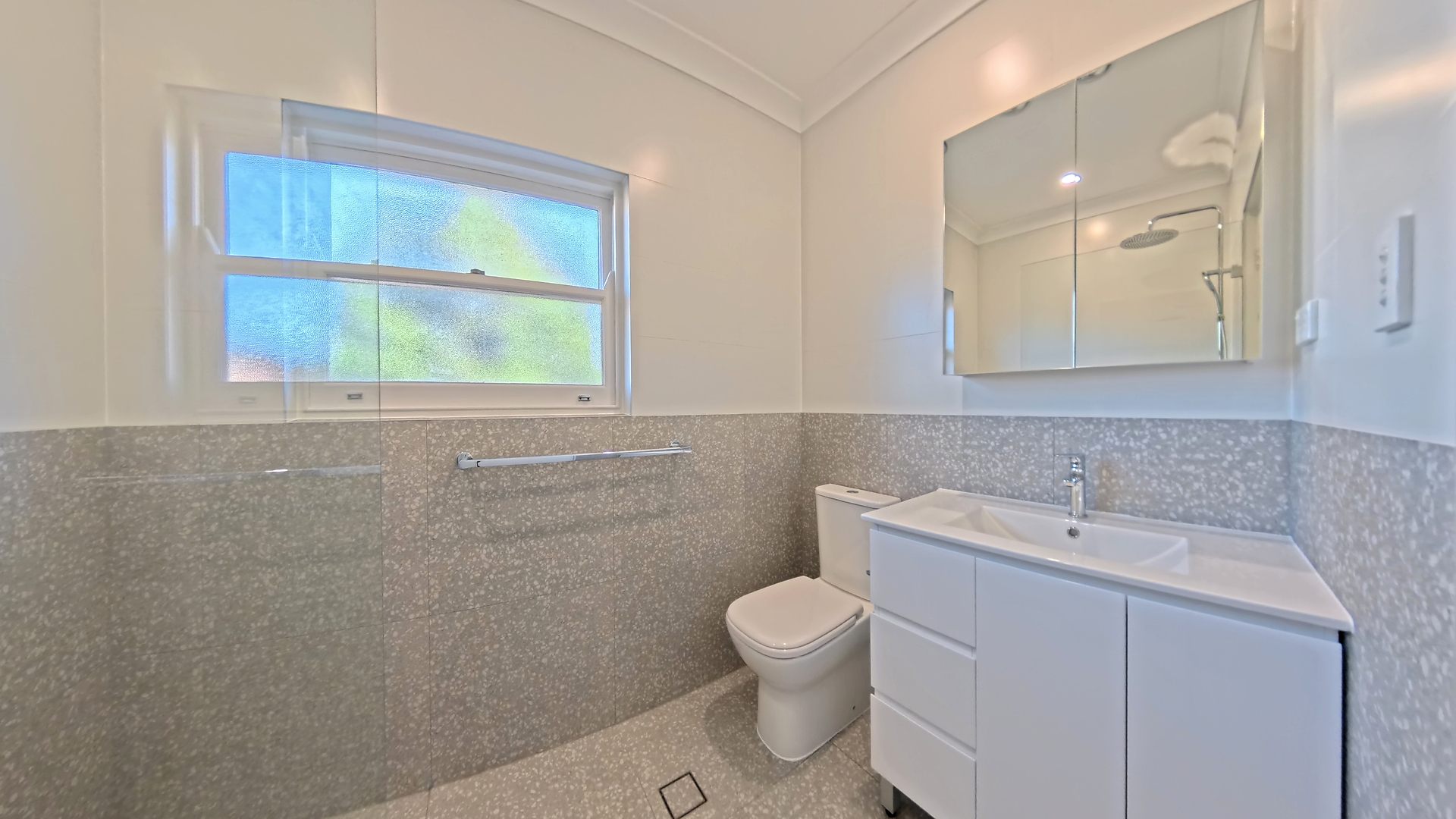 6/9 Hampton St, Croydon Park Leased by The Gallery Real Estate - image 1