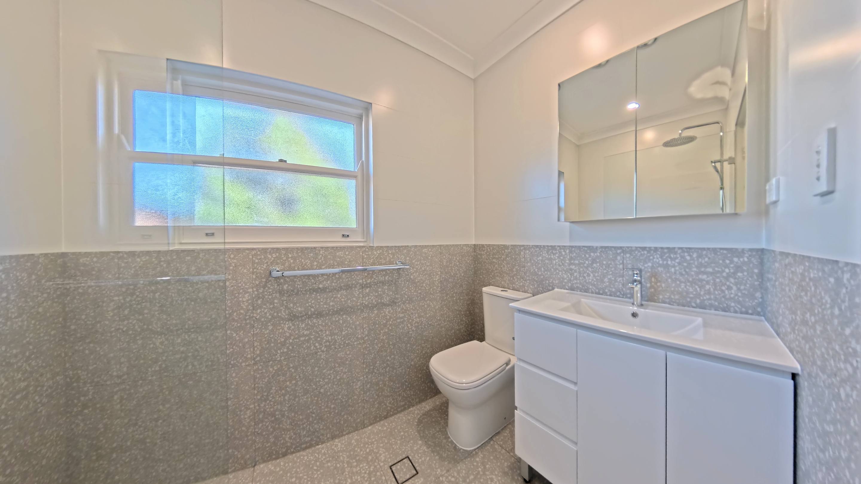 6/9 Hampton St, Croydon Park Leased by The Gallery Real Estate - image 3